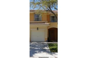 334 River Bluff Lane, Royal Palm Beach, FL 33411 Sold 05/02/24