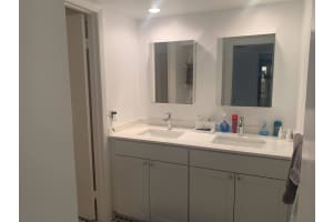 3249 Gardens E Drive B, Palm Beach Gardens, FL 33410 Sold 05/21/24