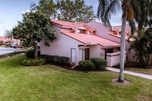 3517 SE Sandpiper Circle, Port Saint Lucie, FL 34952 Sold 09/20/24