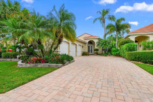 4450 Hazleton Lane, Lake Worth, FL 33449 Sold 04/15/24