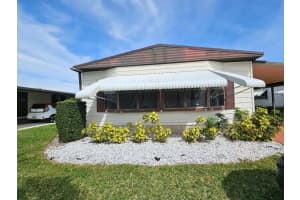 8073 SE Saratoga Drive, Hobe Sound, FL 33455 Sold 04/21/25