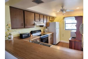 5155 N Highway A1a 512, Hutchinson Island, FL 34949 Sold 05/10/24