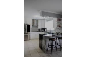 325 SW Bridgeport Dr, Port St. Lucie, FL 34953, Sold 04/25/24