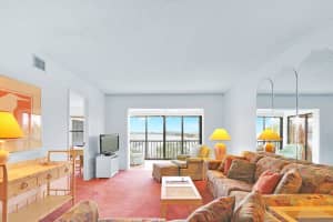 370 NE Edgewater Drive 401, Stuart, FL 34996 Sold 04/02/24