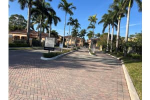 3549 Forest Hill Blvd APT 29, West Palm Beach, FL 33406, Sold 05/10/24