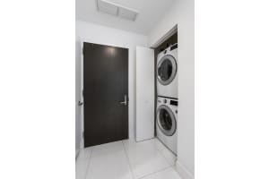 900 Biscayne Boulevard 5410, Miami, FL 33132 Sold 07/31/24
