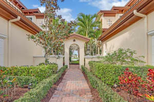 115 Tresana Boulevard 33, Jupiter, FL 33478 Sold 08/29/24