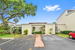 2540 Boundbrook Boulevard 102, Palm Springs, FL 33406 Sold 05/16/24