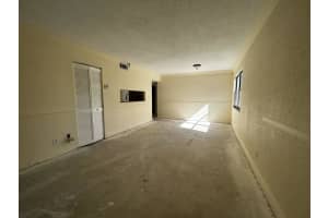 3252 Foxcroft Road 202, Miramar, FL 33025 Sold 05/15/24