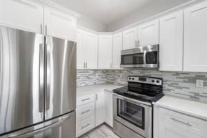 456 Rainbow Springs Terrace, Royal Palm Beach, FL 33411 Sold 04/12/24