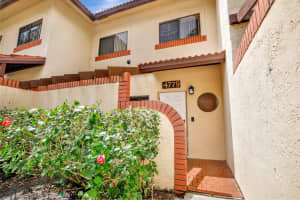 4779 NW Nw 90th Ave Avenue, Sunrise, FL 33351 Sold 04/24/24