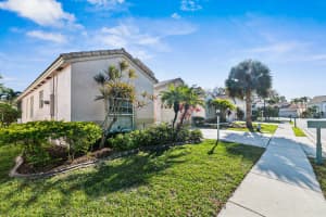 6852 Dogwood Lane, Margate, FL 33063 Sold 05/10/24