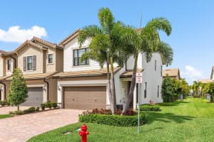 8291 Catria Lane, Lake Worth, FL 33467 Sold 05/01/24