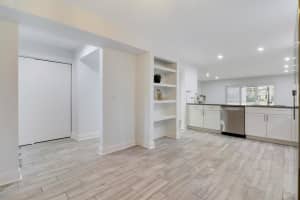 372 Maplecrest Circle, Jupiter, FL 33458 Sold 06/06/24