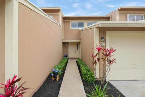 372 Maplecrest Circle, Jupiter, FL 33458 Sold 06/06/24