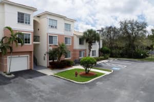 2208 Myrtlewood Circle E, Palm Beach Gardens, FL 33418 Sold 04/16/24
