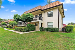 7281 Golf Colony Court 206 Lake Worth, FL 33467 - Off Market
