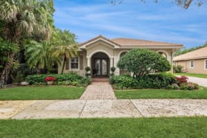 184 Via Rosina, Jupiter, FL 33458 Sold 05/03/24