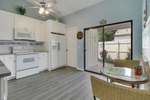 128 Sherwood Circle 13d, Jupiter, FL 33458 Sold 07/23/24