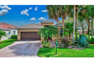 6992 Pisano Drive, Lake Worth, FL 33467 Sold 08/19/24