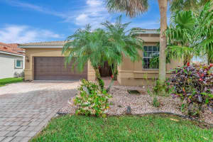 6992 Pisano Drive, Lake Worth, FL 33467 Sold 08/19/24