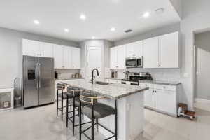 8999 Kingsmoor Way, Lake Worth, FL 33467 Sold 04/30/24