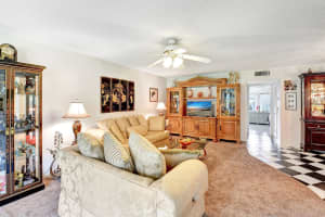 605 N High Point Drive B, Delray Beach, FL 33445 Sold 04/17/24