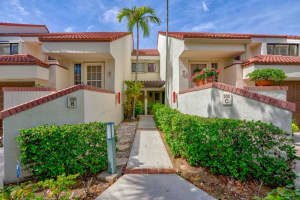 202 Sea Oats Drive B, Juno Beach, FL 33408 Sold 04/26/24