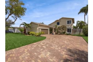 256 NW 40 Ter Terrace, Deerfield Beach, FL 33442 Sold 05/15/24