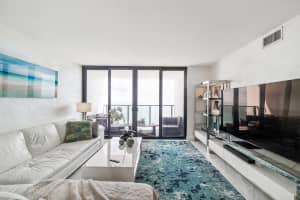 2301 S Ocean Drive 801, Hollywood, FL 33019 Sold 09/03/24