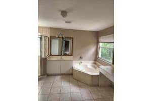 6366 Adriatic Way, West Palm Beach, FL 33413 Sold 04/01/24