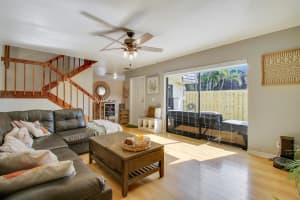 353 Lake Arbor Drive, Palm Springs, FL 33461 Sold 09/20/24