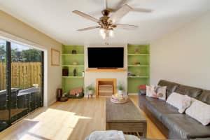 353 Lake Arbor Drive, Palm Springs, FL 33461 Sold 09/20/24