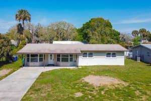817 SE 9th Court, Okeechobee, FL 34974 Sold 10/07/24
