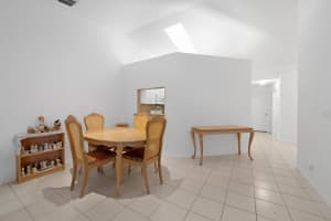 52 Sausalito Drive, Boynton Beach, FL 33436 Sold 06/11/24