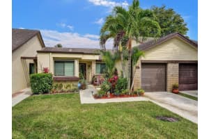 118 Village Walk Drive 10, Royal Palm Beach, FL 33411 Sold 06/19/24