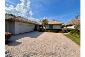 6069 SE Oakmont Place, Stuart, FL 34997 Sold 07/26/24