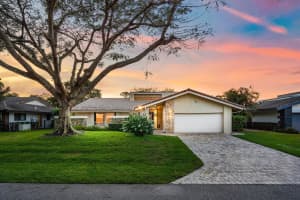 642 W Lakewoode Cir, Delray Beach, FL 33445, Sold 07/10/24