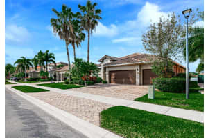 10543 Longleaf Lane, Wellington, FL 33414 Sold 06/03/24