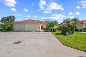 3849 SW Inwood Pines Ln, Palm City, FL 34990, Sold 04/25/24