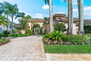 114 St Martin Dr, Palm Beach Gardens, FL 33418, Sold 05/01/24