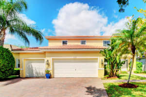 10488 Cypress Lakes Preserve Drive, Wellington, FL 33449 Sold 05/10/24