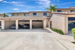 210 Captains Walk 713, Delray Beach, FL 33483 Sold 05/03/24