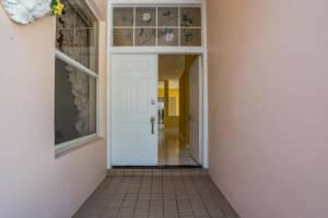 156 Hampton Circle, Jupiter, FL 33458 Sold 04/29/24