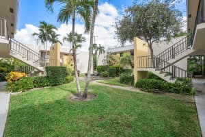 501 Dotterel Road 28d, Delray Beach, FL 33444 Sold 05/23/24