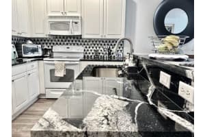 472 SE Bloxham Way, Stuart, FL 34997, Sold 04/18/24