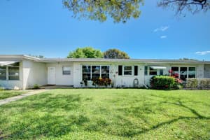 7402 W Oakridge Cir B, Lantana, FL 33462, Sold 05/20/24