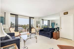 3800 Washington Road 403, West Palm Beach, FL 33405 Sold 01/02/25