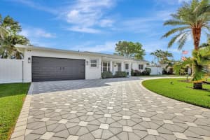 7130 Venetian Way, Lake Clarke Shores, FL 33406 Sold 09/11/24