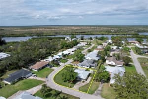 27 Sunset Drive, Sebastian, FL 32958 Sold 08/21/24